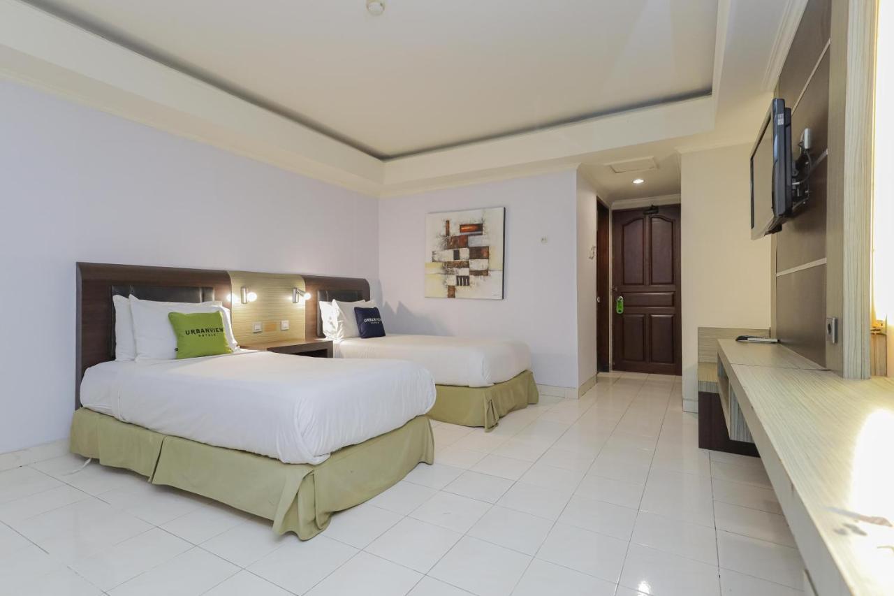 Urbanview Hotel Taman Suci Denpasar Esterno foto