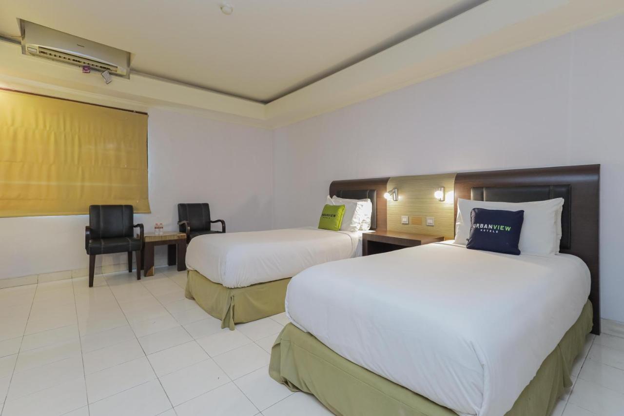 Urbanview Hotel Taman Suci Denpasar Esterno foto