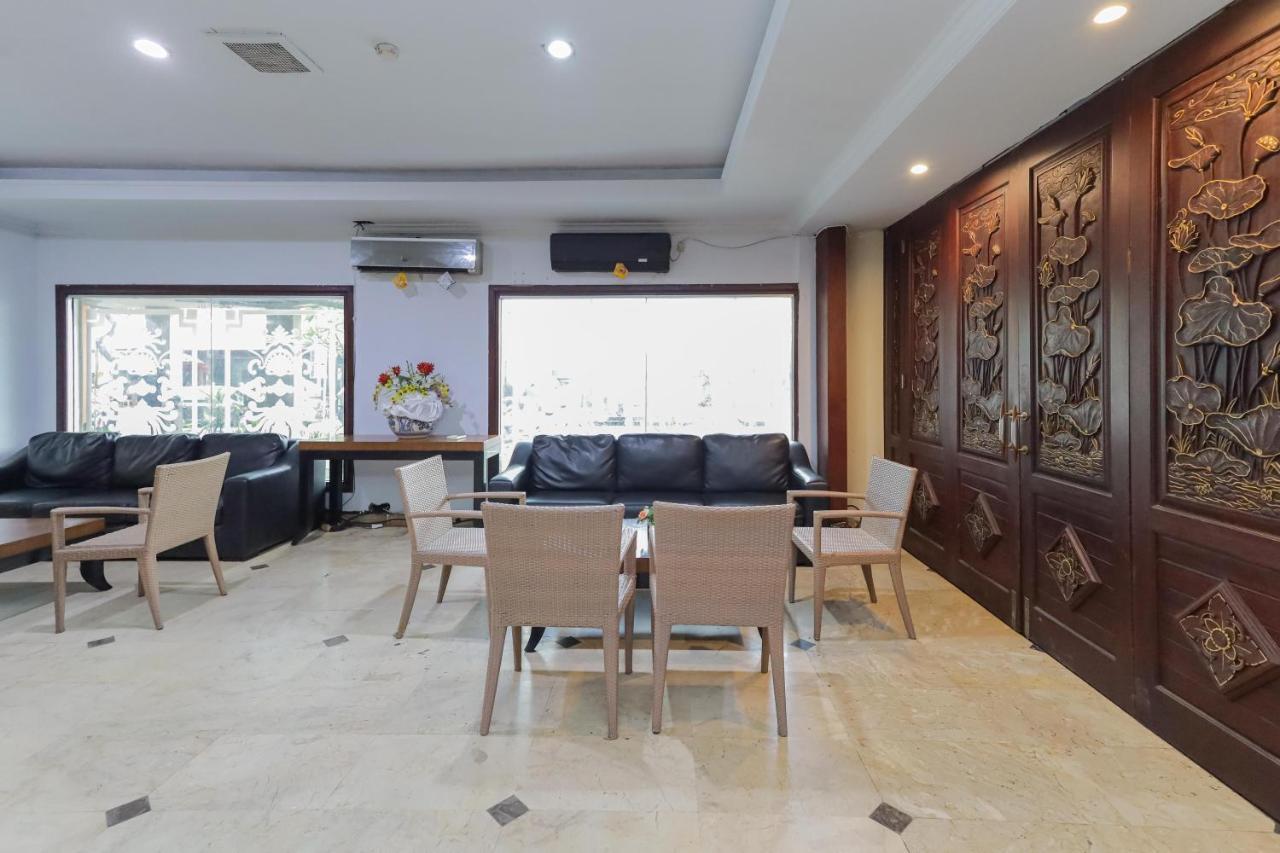 Urbanview Hotel Taman Suci Denpasar Esterno foto